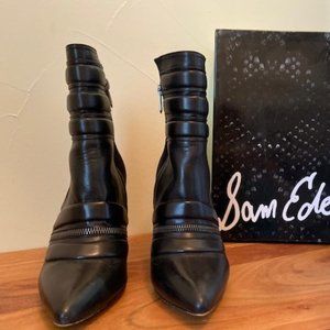 Women's Heeled Black Booties